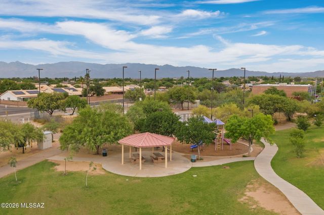 8790 E Mountain Spring Drive, Tucson, AZ 85747