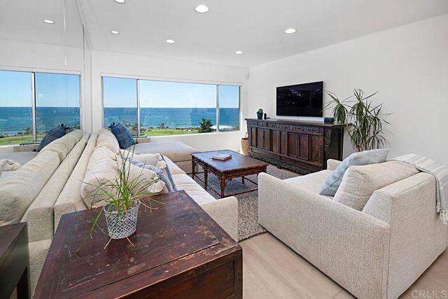 155 15th St, Del Mar, CA 92014