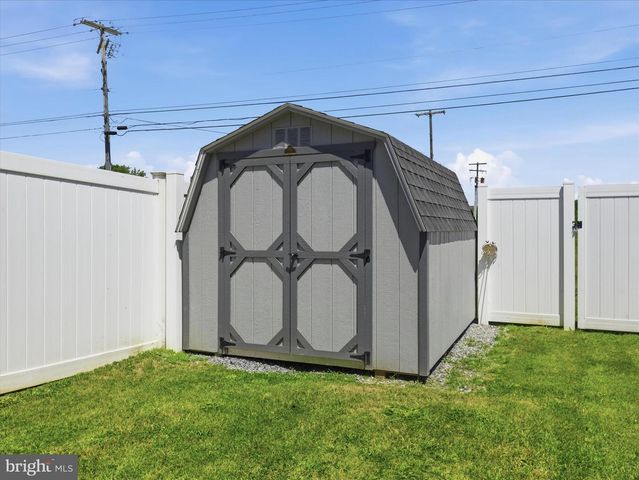 3450 GREGWAY DRIVE, Chambersburg, PA 17201