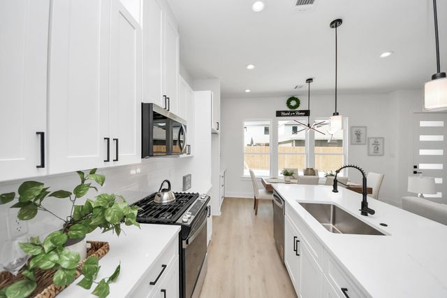 860 Rachel Street D, Houston, TX 77091