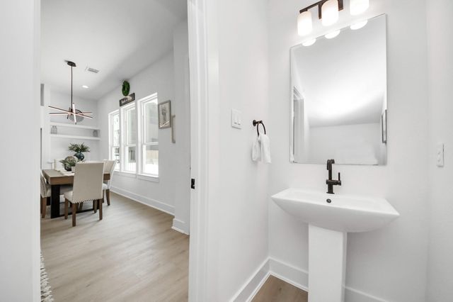 860 Rachel Street D, Houston, TX 77091