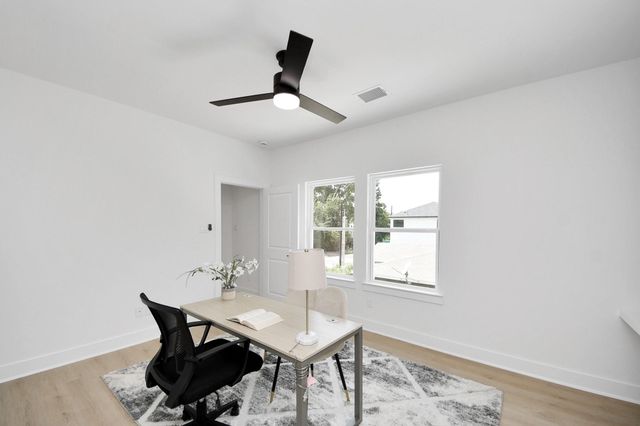 860 Rachel Street D, Houston, TX 77091