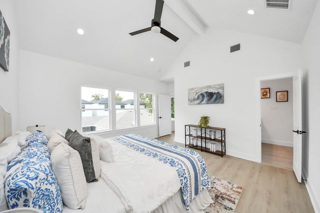 860 Rachel Street D, Houston, TX 77091