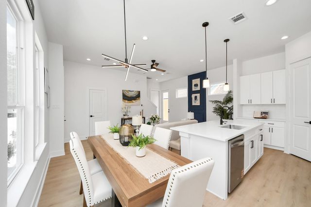 860 Rachel Street D, Houston, TX 77091