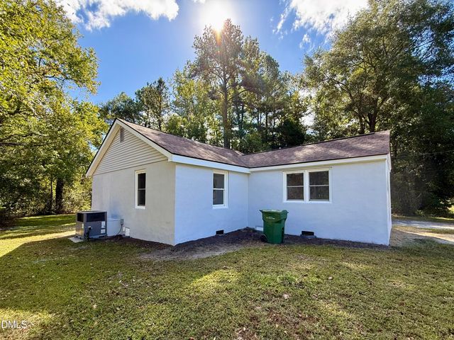 1914 Glover Street, Roanoke Rapids, NC 27870