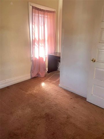 320 N 4th St, Clairton, PA 15025