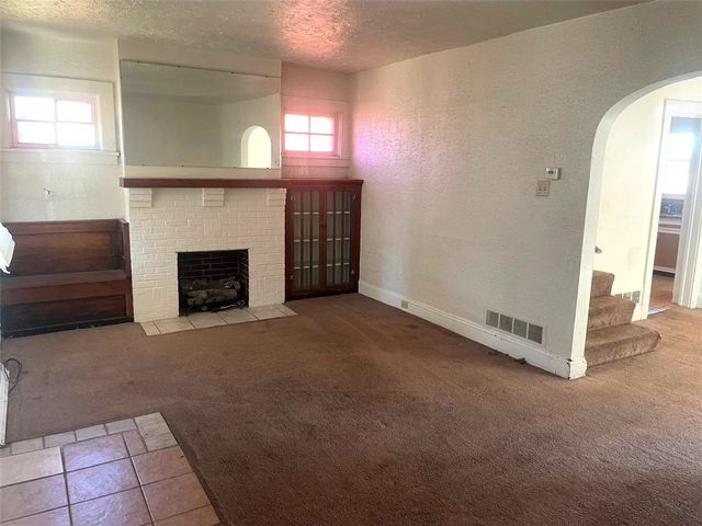 320 N 4th St, Clairton, PA 15025