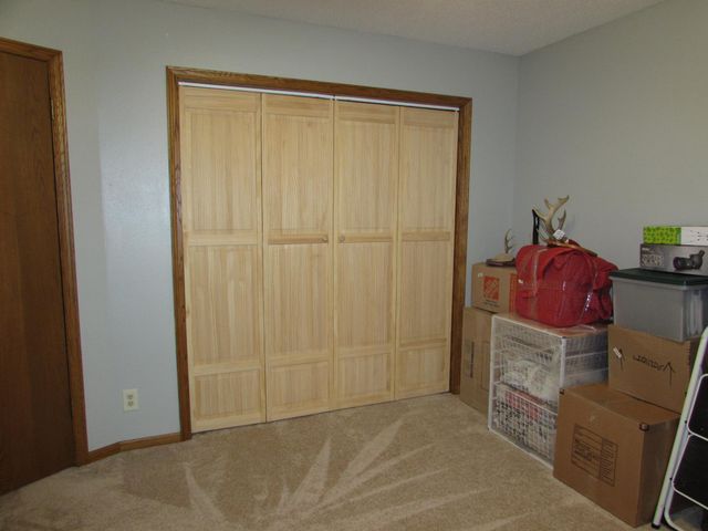 1600 S Prairie Avenue, Fairmont, MN 56031