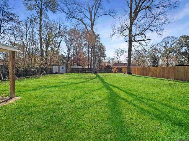 8636 Glen Ellen Dr, Saint George, LA 70809