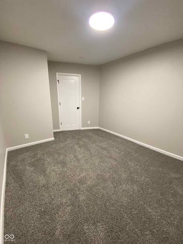 151 N 8th Avenue, Beech Grove, IN 46107