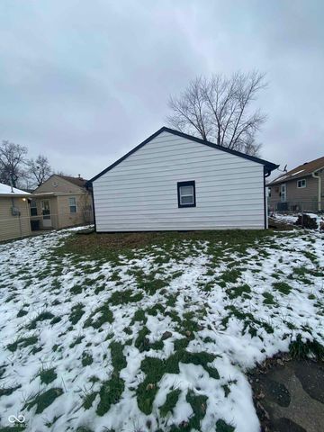 151 N 8th Avenue, Beech Grove, IN 46107