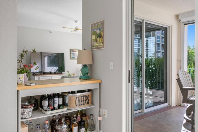 4750 DOLPHIN CAY LANE S 107, St Petersburg, FL 33711