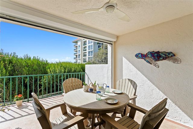 4750 DOLPHIN CAY LANE S 107, St Petersburg, FL 33711