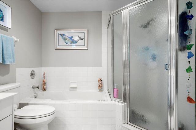 4750 DOLPHIN CAY LANE S 107, St Petersburg, FL 33711