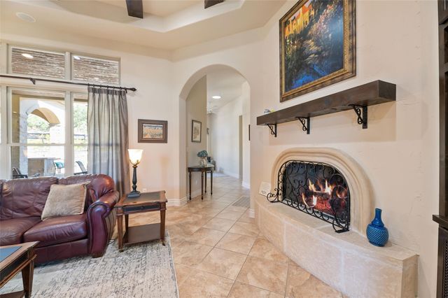 109 Ranchers Club LN, Driftwood, TX 78619