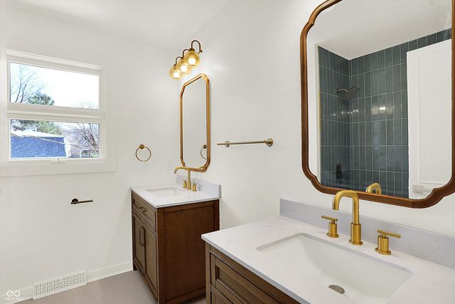 8433 Sunset Lane, Indianapolis, IN 46260