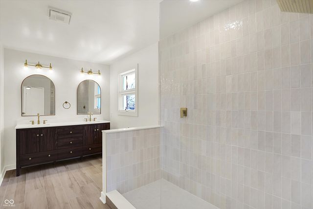 8433 Sunset Lane, Indianapolis, IN 46260