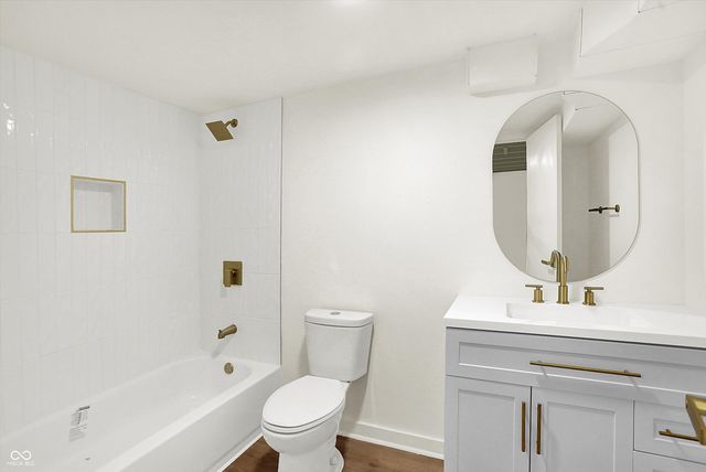 8433 Sunset Lane, Indianapolis, IN 46260