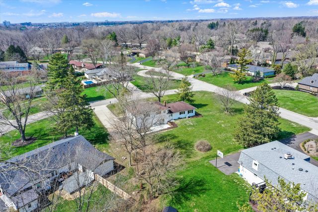 8433 Sunset Lane, Indianapolis, IN 46260