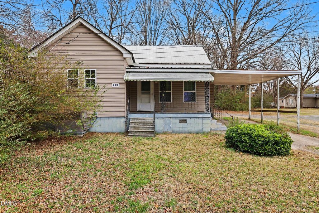 713 Raleigh Street, Oxford, NC 27565