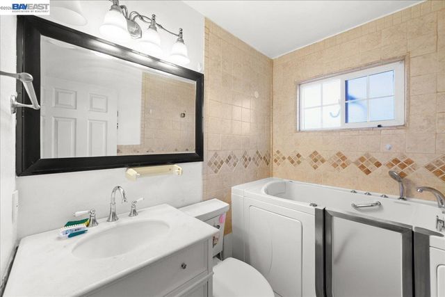 5954 Running Hills Ave, Livermore, CA 94551