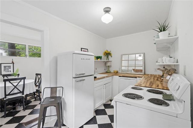 1248 Barnes Street NW, Atlanta, GA 30318