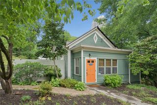 1248 Barnes Street NW, Atlanta, GA 30318