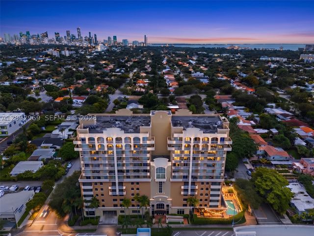 2425 SW 27th Ave 704, Miami, FL 33145