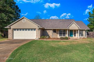 2501 Palmetto Drive, Bossier City, LA 71111