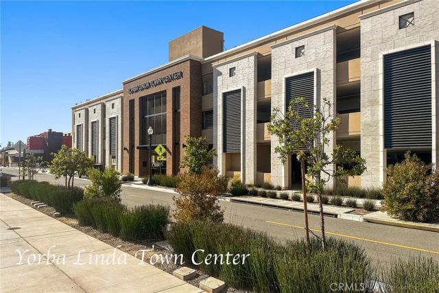 4678 Lakeview 1, Yorba Linda, CA 92886