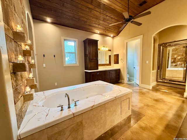 757 Copper Rim, Spring Branch, TX 78070