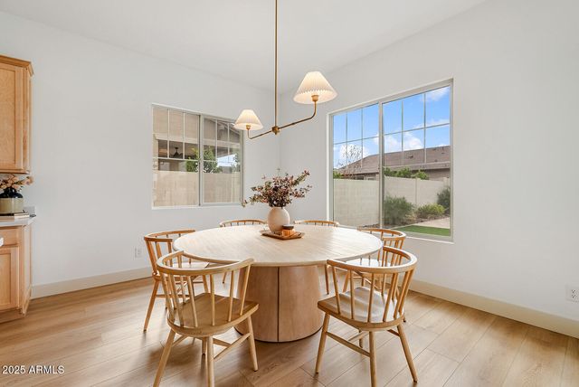 20501 E SONOQUI Boulevard, Queen Creek, AZ 85142