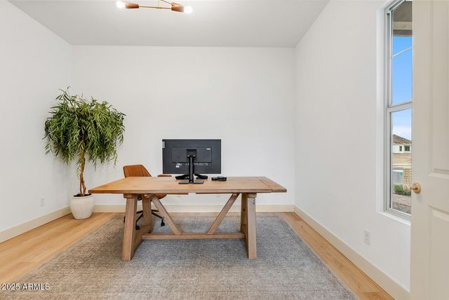 20501 E SONOQUI Boulevard, Queen Creek, AZ 85142