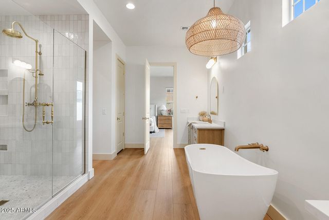 20501 E SONOQUI Boulevard, Queen Creek, AZ 85142