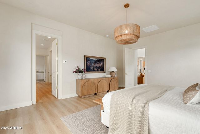 20501 E SONOQUI Boulevard, Queen Creek, AZ 85142