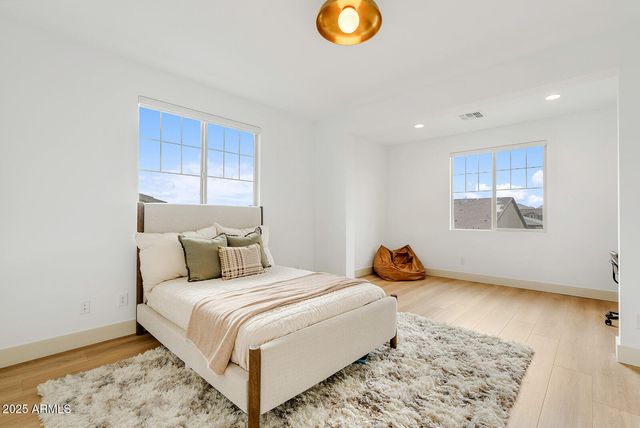 20501 E SONOQUI Boulevard, Queen Creek, AZ 85142