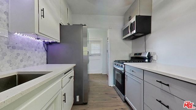 15544 Romar Street, Los Angeles, CA 91345