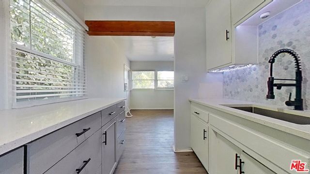 15544 Romar Street, Los Angeles, CA 91345
