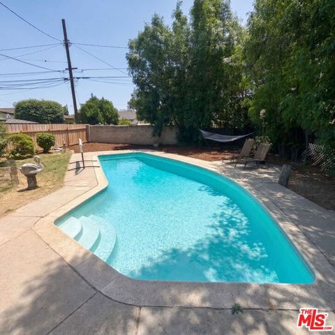15544 Romar Street, Los Angeles, CA 91345