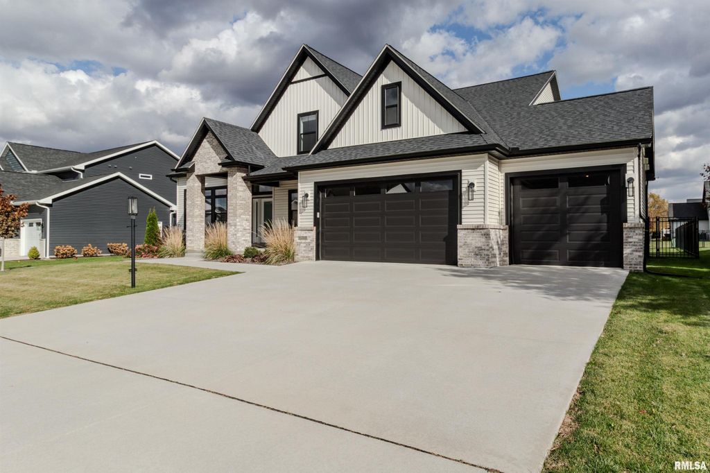 11310 N COPPER CREEK Point, Dunlap, IL 61525