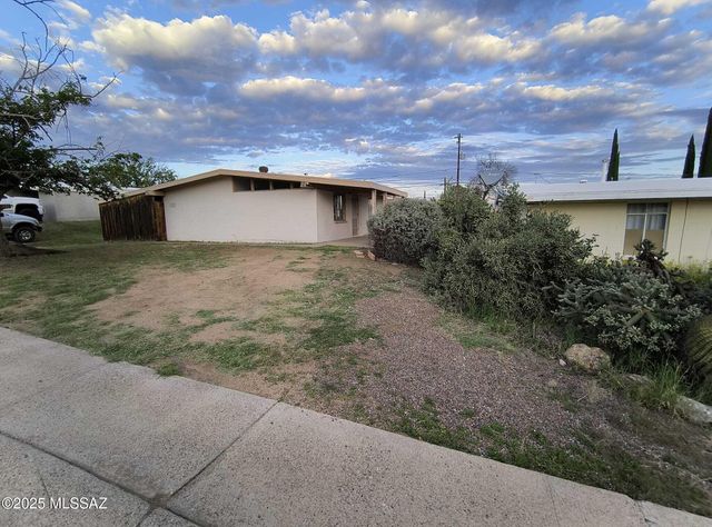 612 W 2nd Avenue, San Manuel, AZ 85631