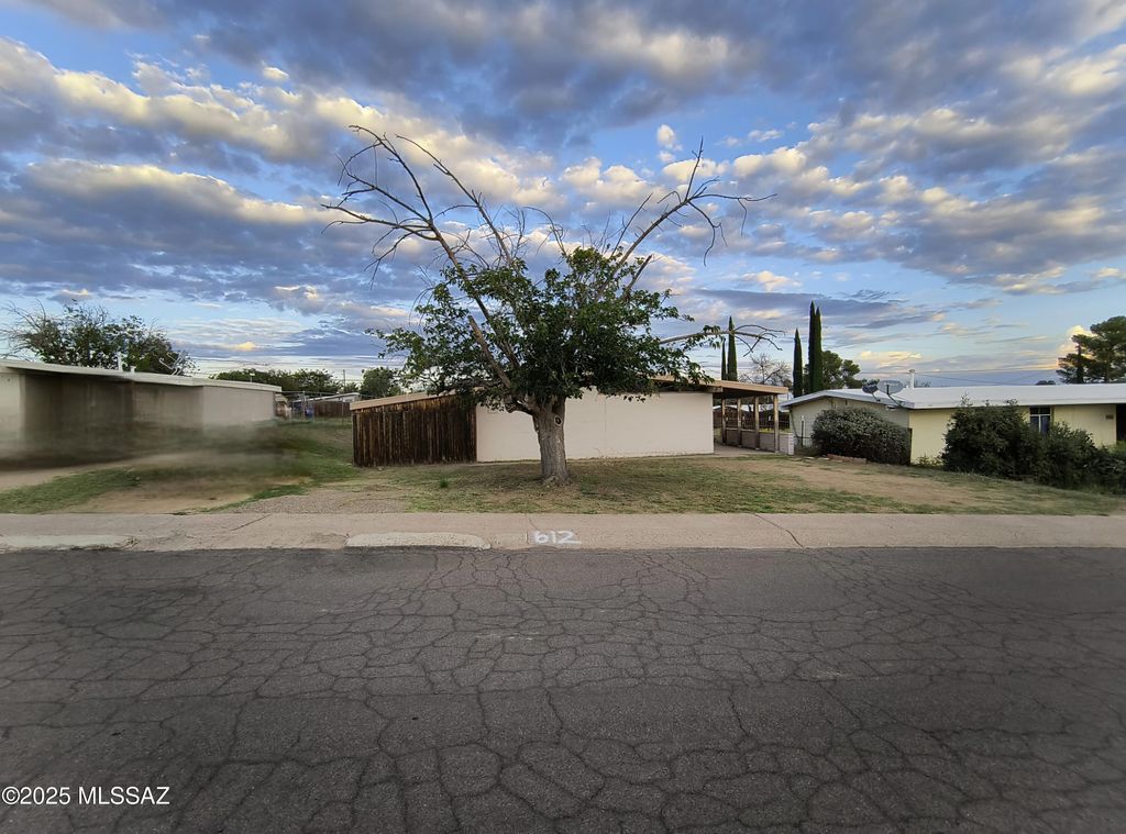 612 W 2nd Avenue, San Manuel, AZ 85631