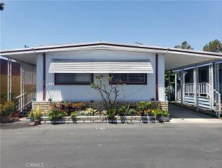 3929 W 5th 16, Santa Ana, CA 92703
