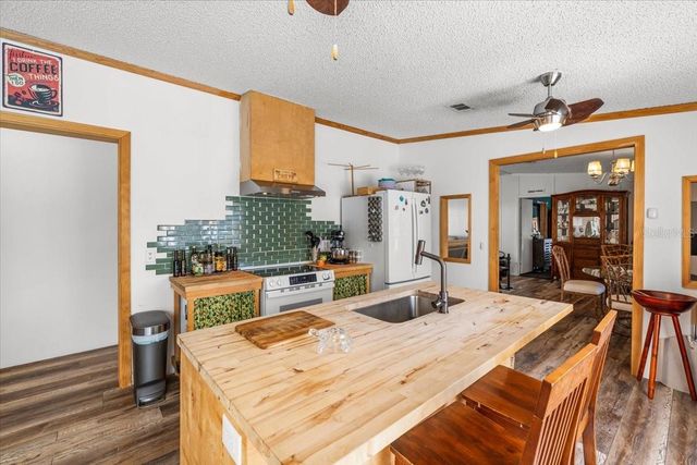 13205 STAR ROAD, Brooksville, FL 34613