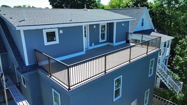 37 Cotting St 37, Medford, MA 02155