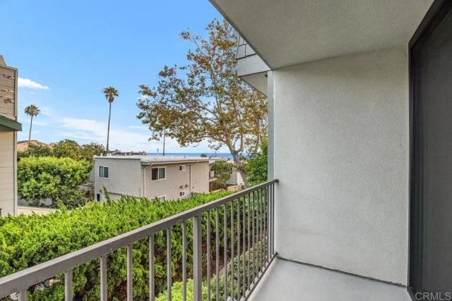 424 Stratford Court A21, Del Mar, CA 92014
