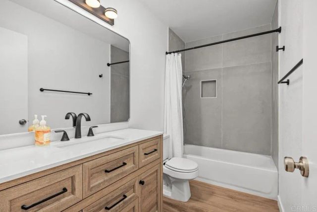 424 Stratford Court A21, Del Mar, CA 92014