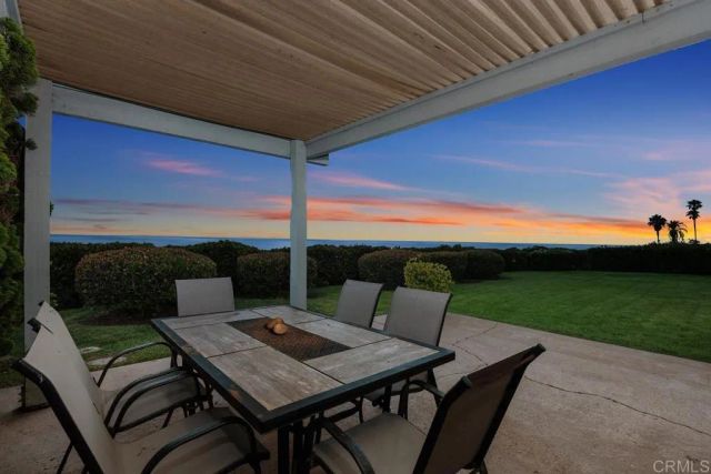 424 Stratford Court A21, Del Mar, CA 92014