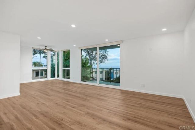 424 Stratford Court A21, Del Mar, CA 92014