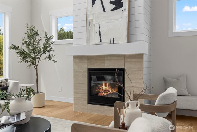 1624 Lockridge Loop E, Enumclaw, WA 98022